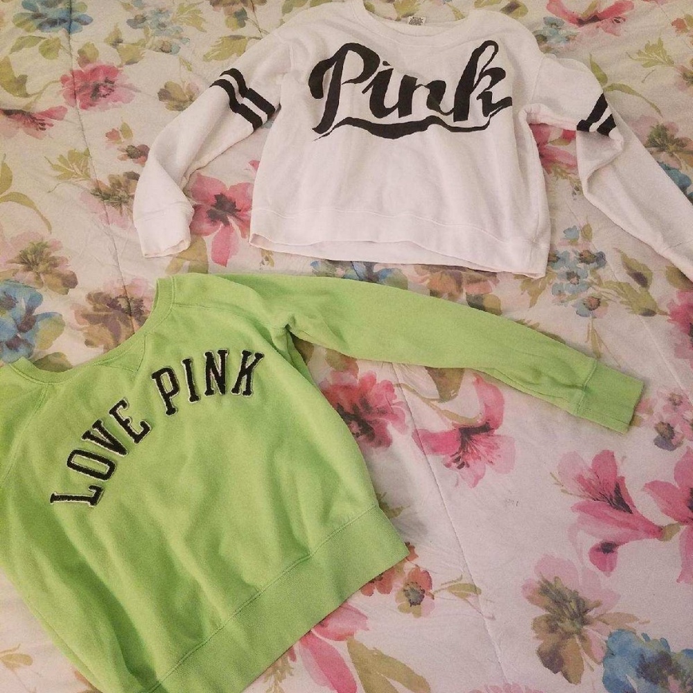 Victoria secret pink size Medium fits like small.